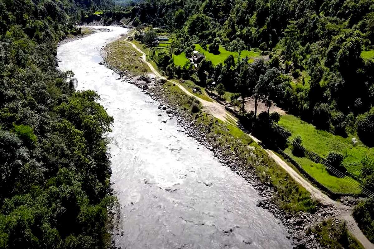 म्याग्दी दरबाङ बजारमा नदी नियन्त्रण योजना कार्यान्वयनमा